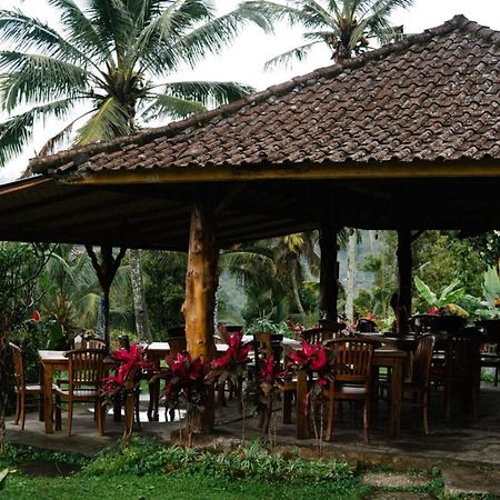Puri Sunny Camp Villa Munduk  Exterior photo